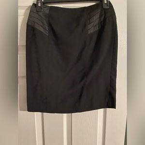 XXI black mid thigh length pencil skirt. Zip up back